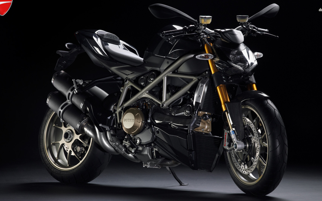 Красивый мотоцикл Ducati Streetfighter 848