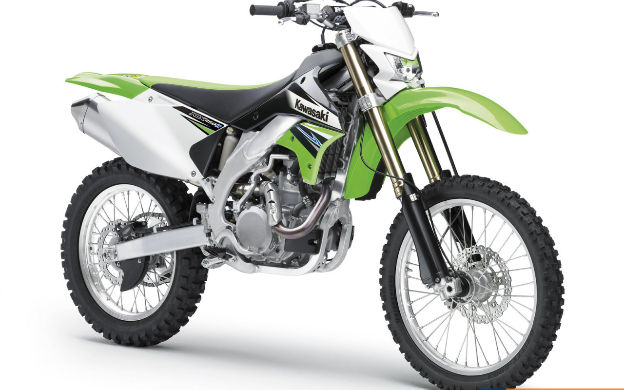 Красивый мотоцикл Kawasaki KLX 450 R