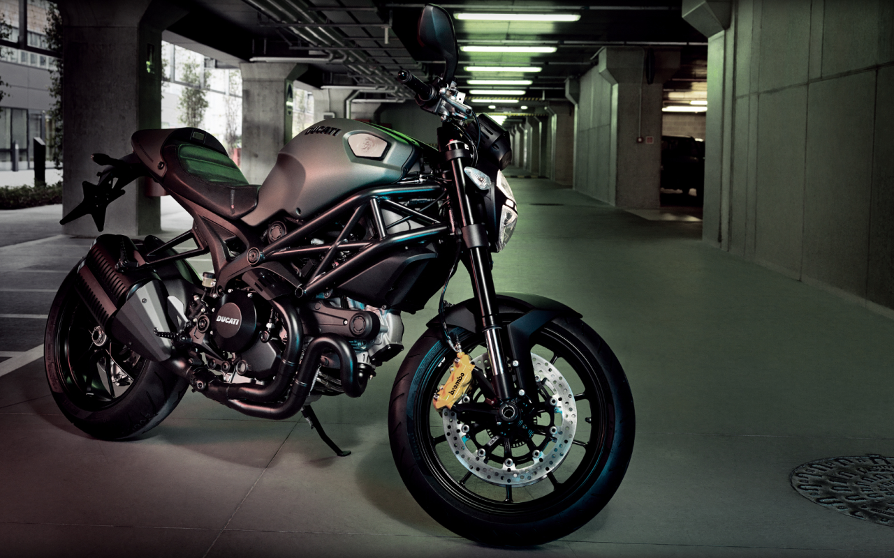 Мотоцикл модели Ducati Monster Diesel