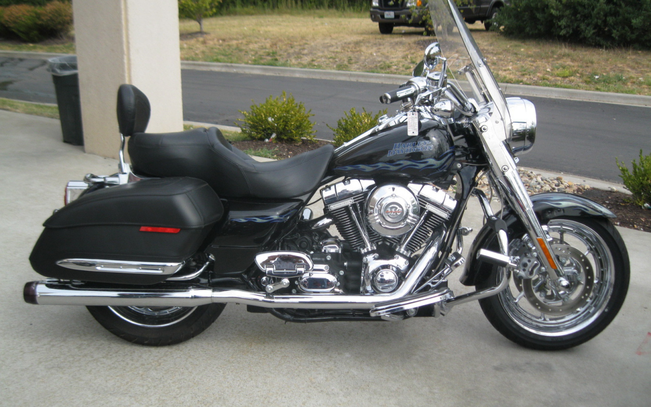 Невероятный мотоцикл Harley-Davidson CVO Road King