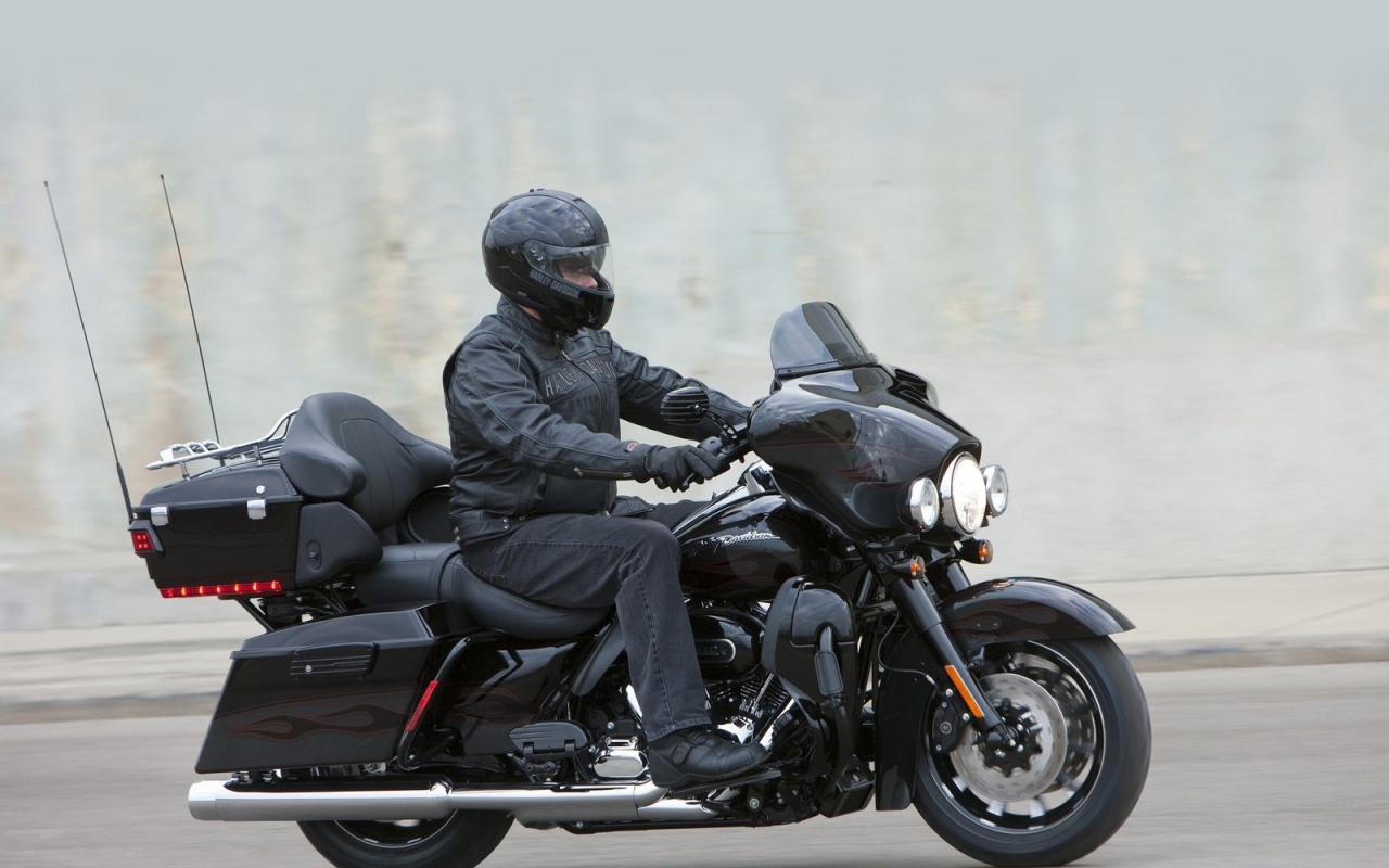 Невероятный мотоцикл Harley-Davidson Electra Glide Ultra Classic