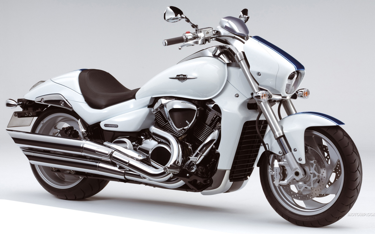 Невероятный мотоцикл Suzuki Intruder M1800 R