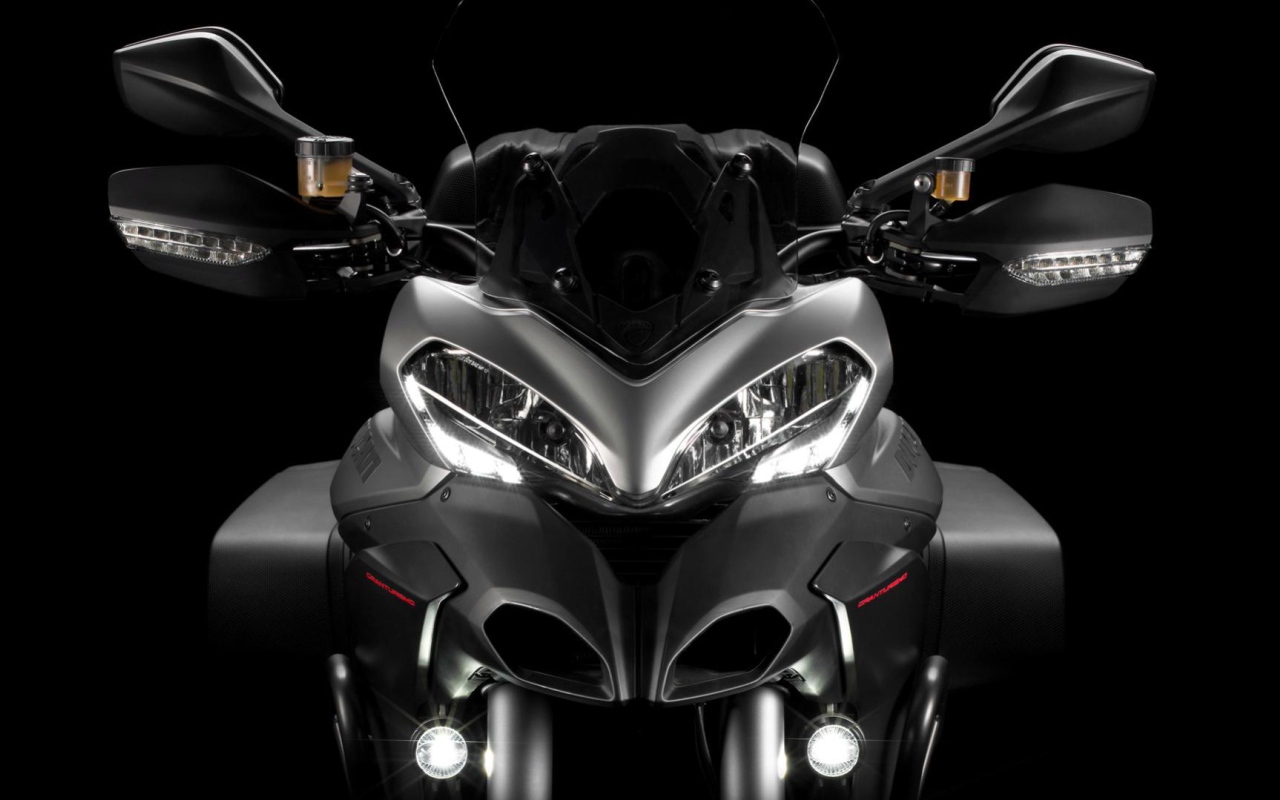 Невероятно быстрый мотоцикл Ducati Multistrada 1200 S Granturismo
