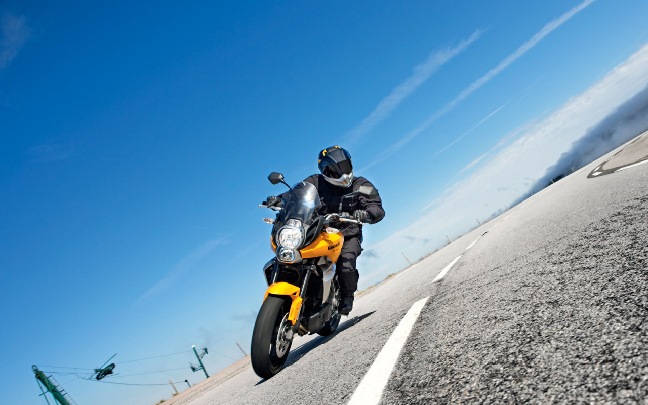 Невероятно быстрый мотоцикл Kawasaki Versys