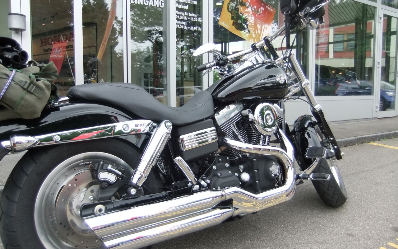 Невероятно быстрый мотоцикл Harley-Davidson Dyna Fat Bob