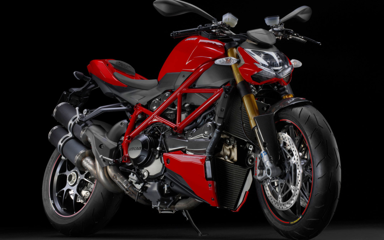 Новый мотоцикл Ducati Streetfighter 848