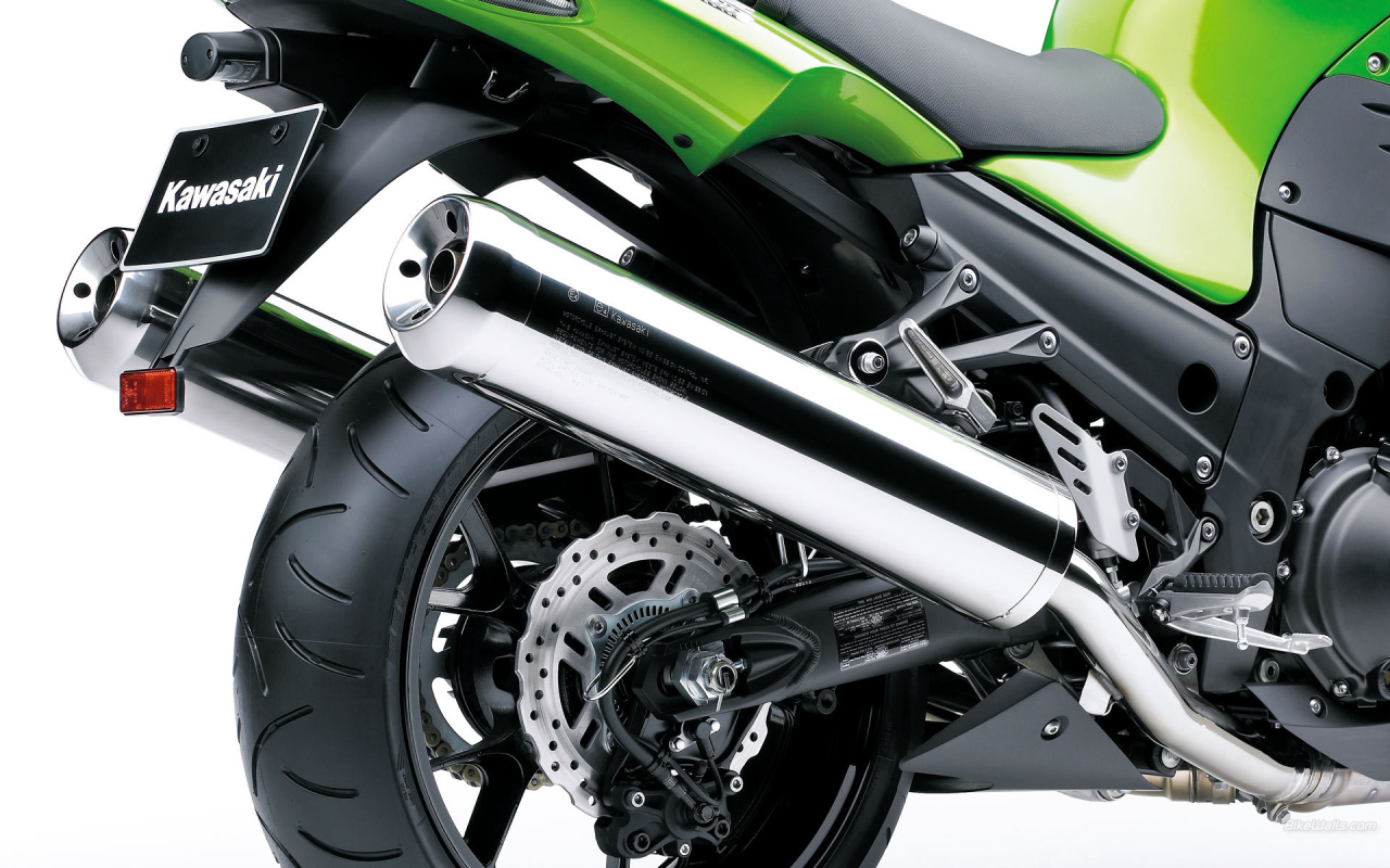 Новый мотоцикл Kawasaki ZZR 1400
