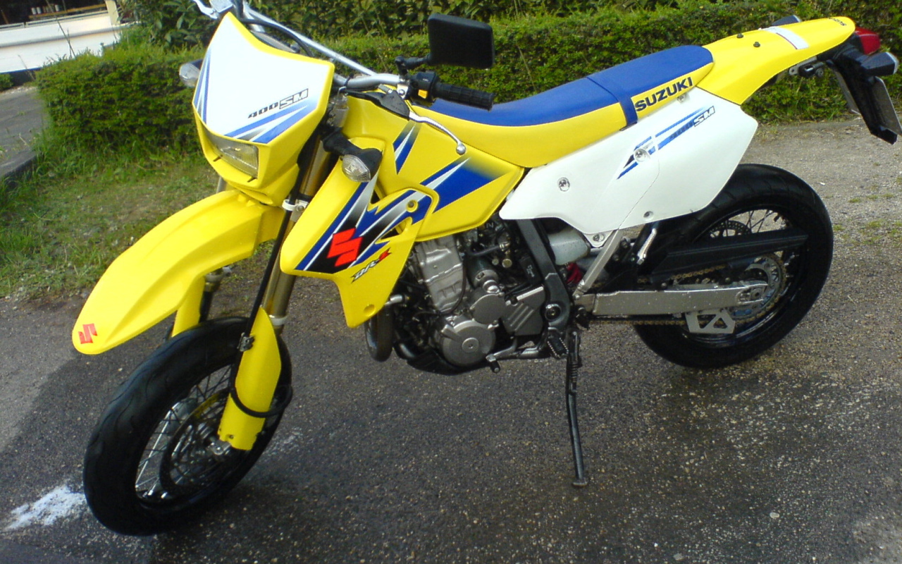 Популярный мотоцикл Suzuki  DR-Z 125