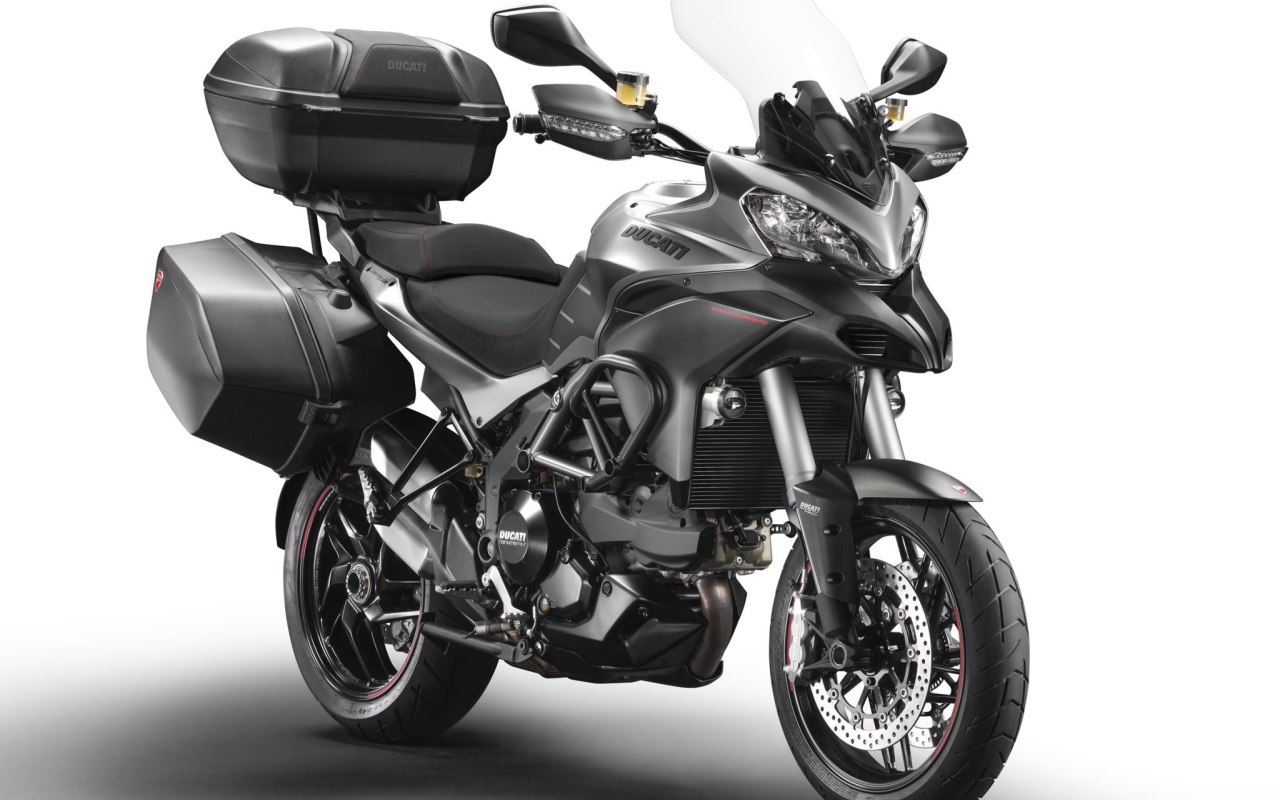 Популярный мотоцикл Ducati Multistrada 1200 S Granturismo