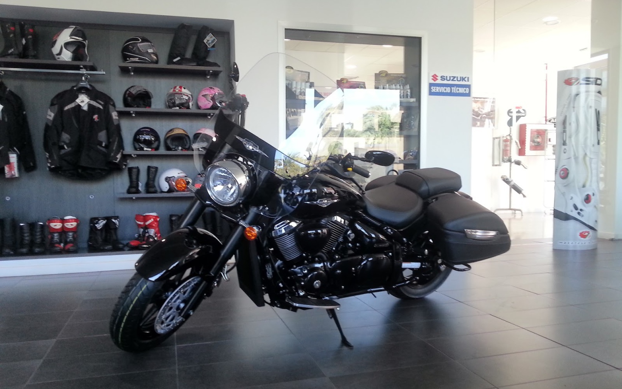 Новый мотоцикл Suzuki Intruder C1500T