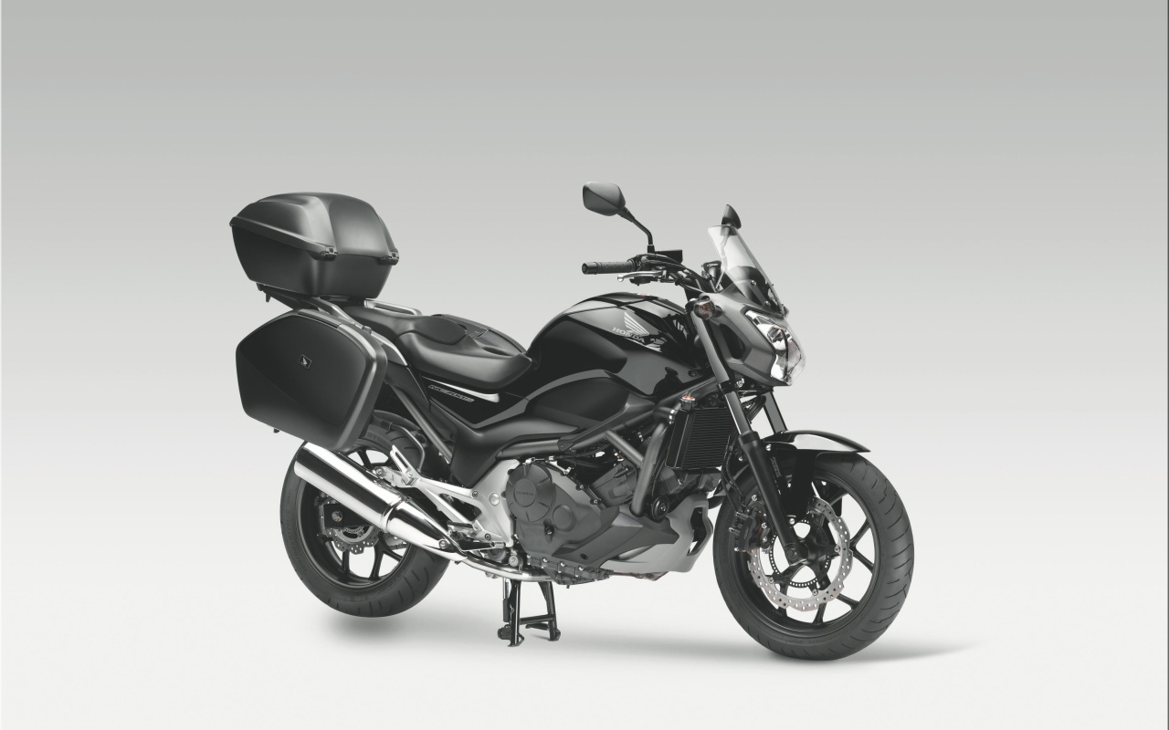 Надежный мотоцикл Honda NC 700 X