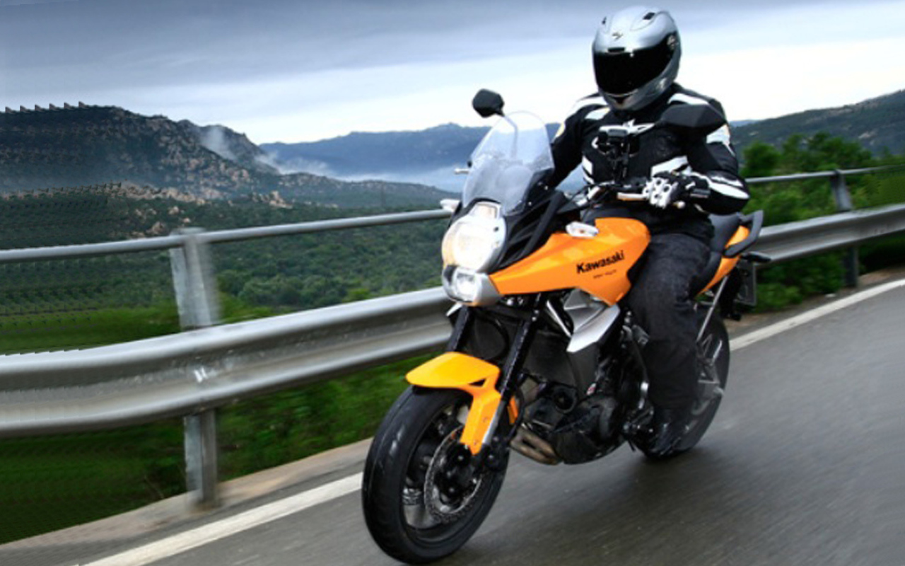 Надежный мотоцикл Kawasaki Versys