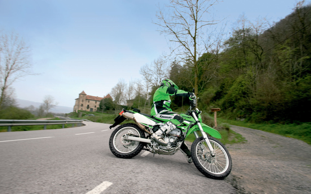 Тест-драйв мотоцикла Kawasaki KLX 250