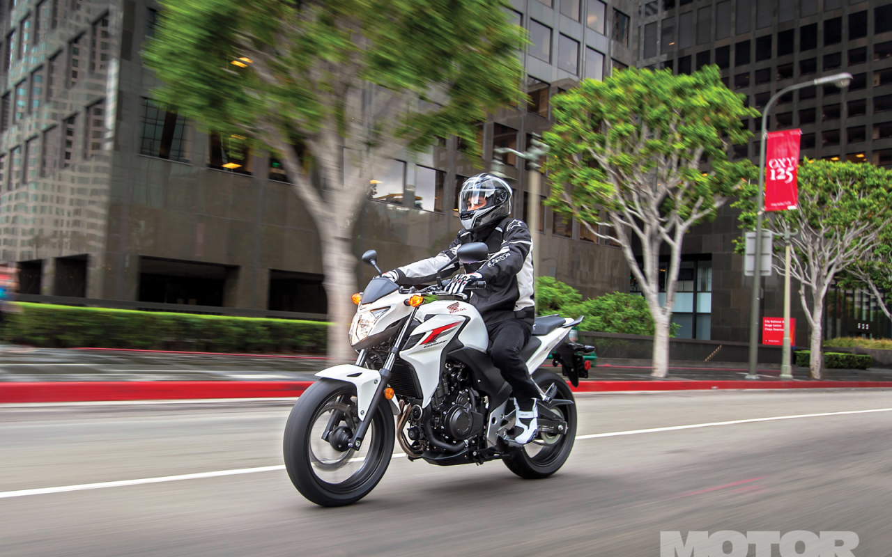Тест-драйв мотоцикла Новый мотоцикл Honda CB 500 F