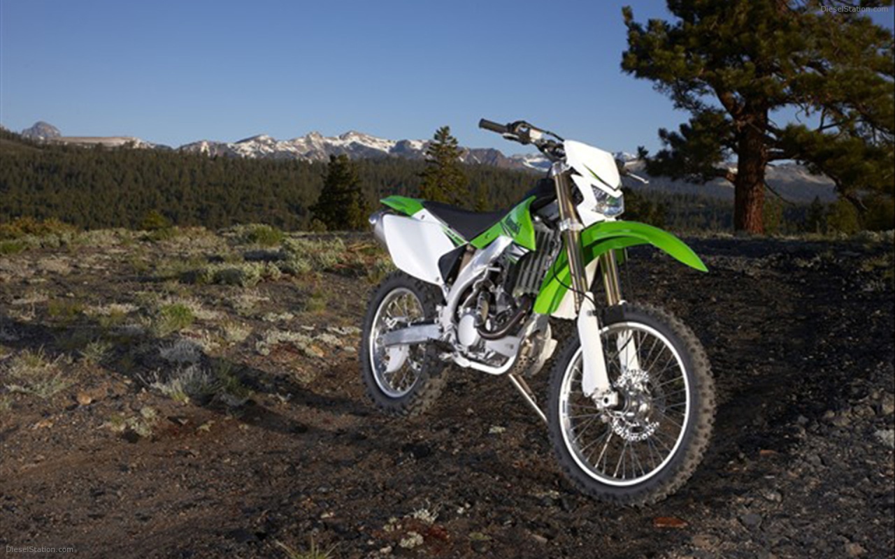 Надежный мотоцикл Kawasaki KLX 450 R