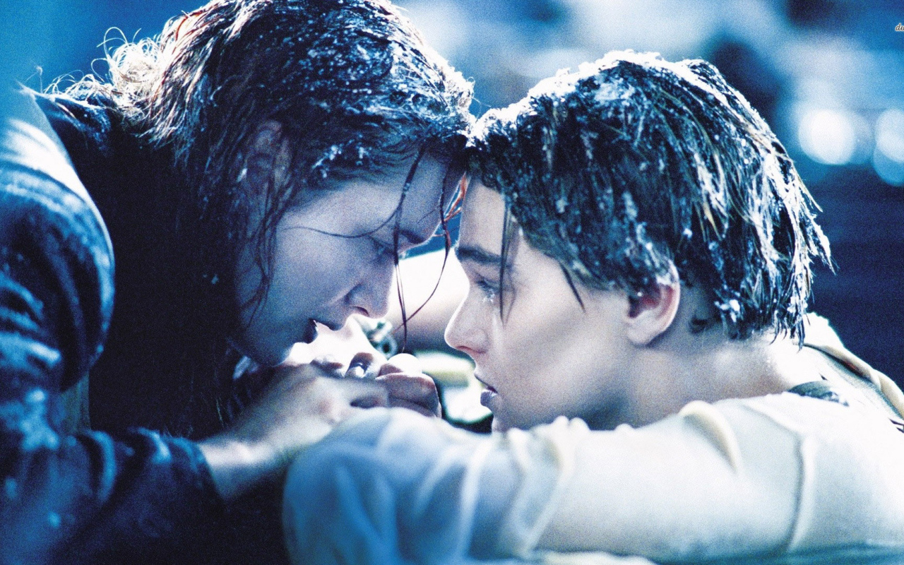 Расставание героев фильма Титаник