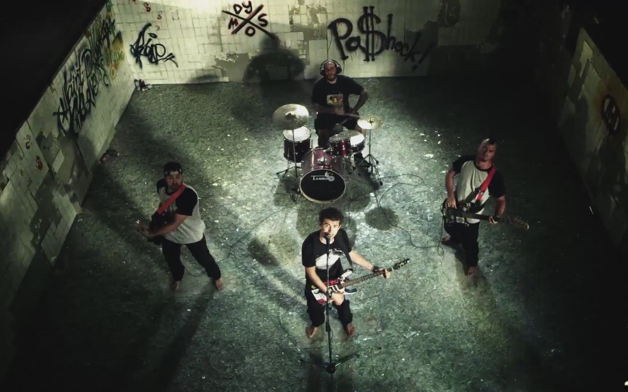 Noize MC в своем новом видео