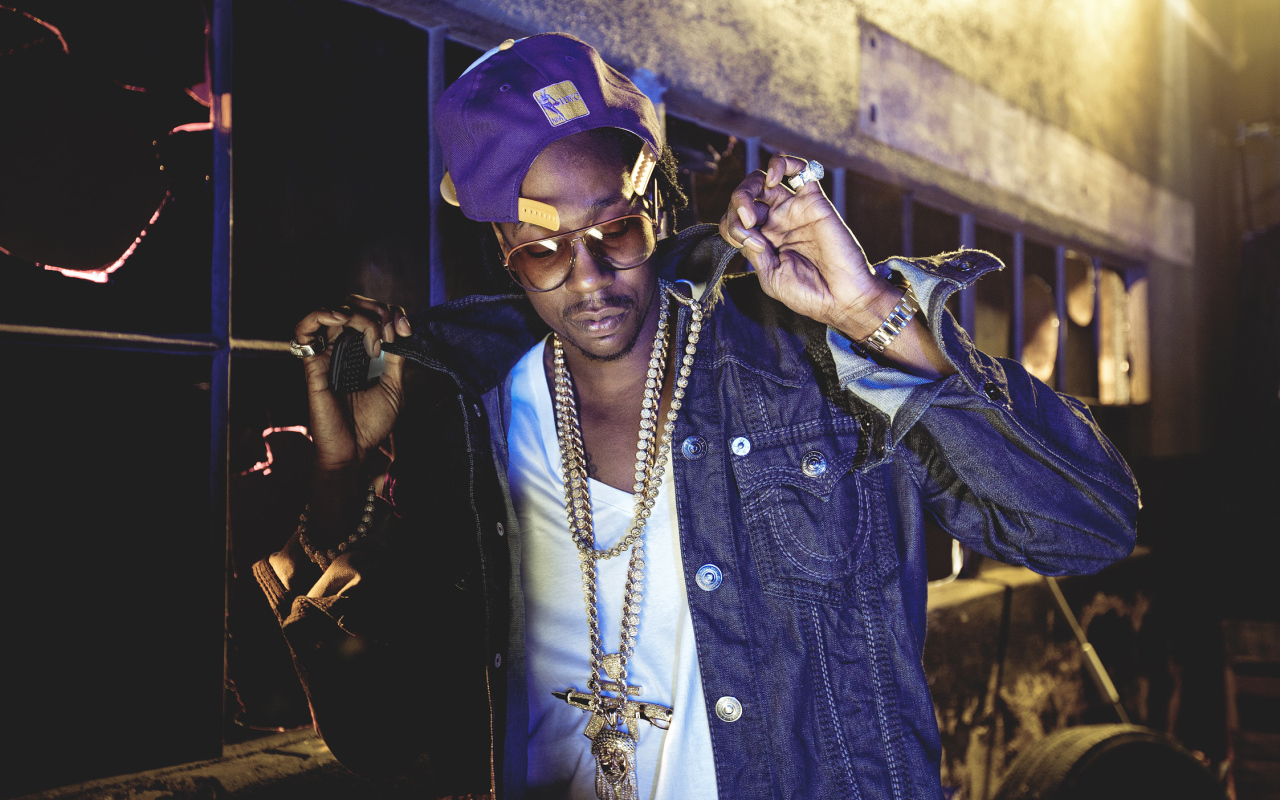 Рэпер перед выступлением