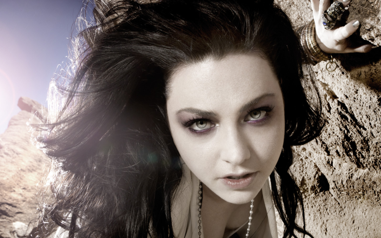 Солистка Evanescence