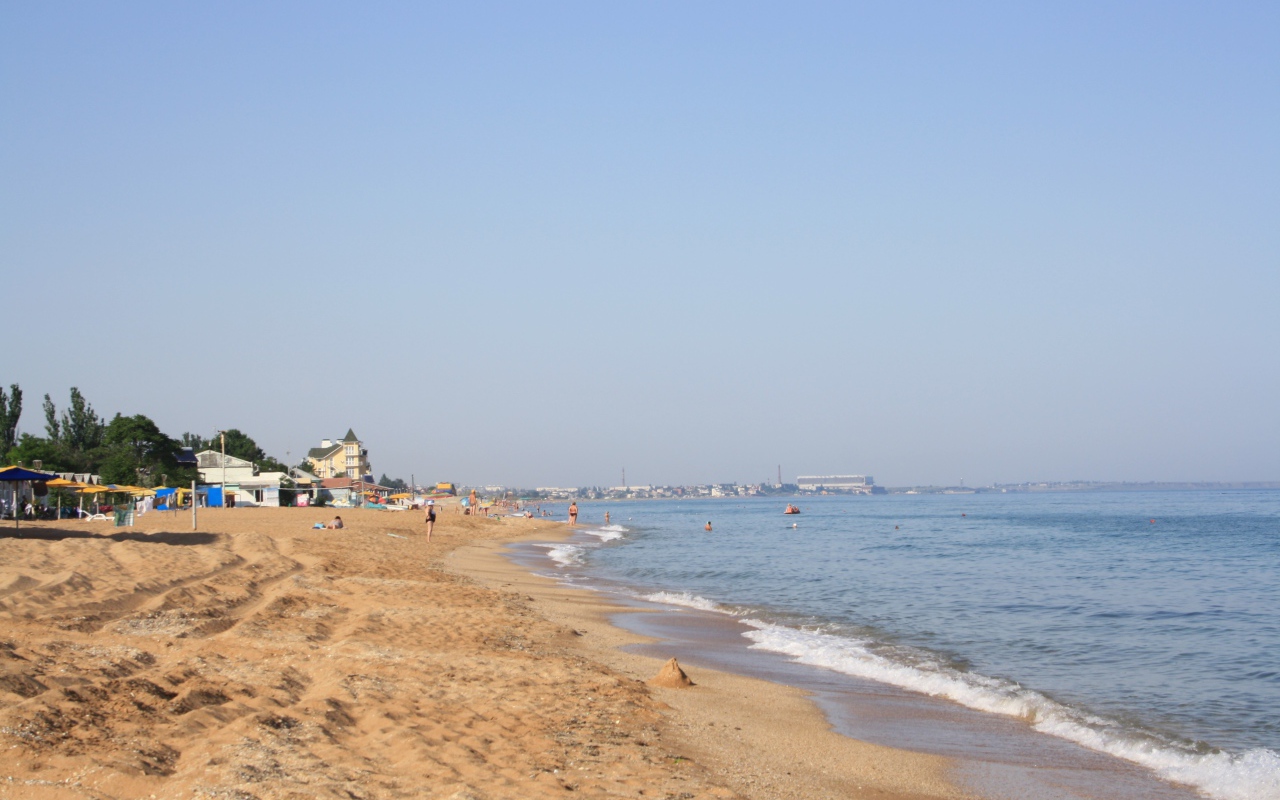 Золотой пляж на Азовском море