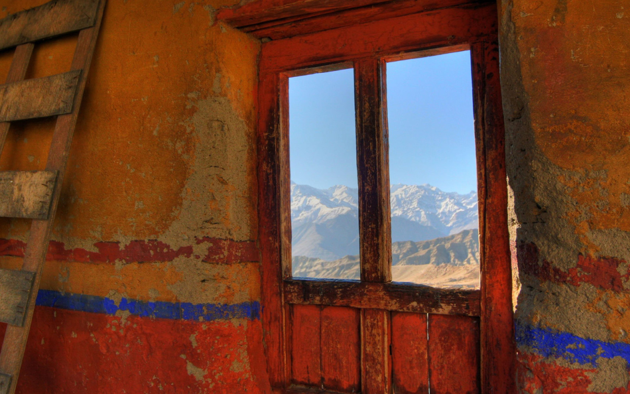 Вид из окна