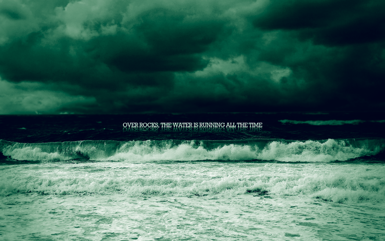 Облака в зеленом тоне