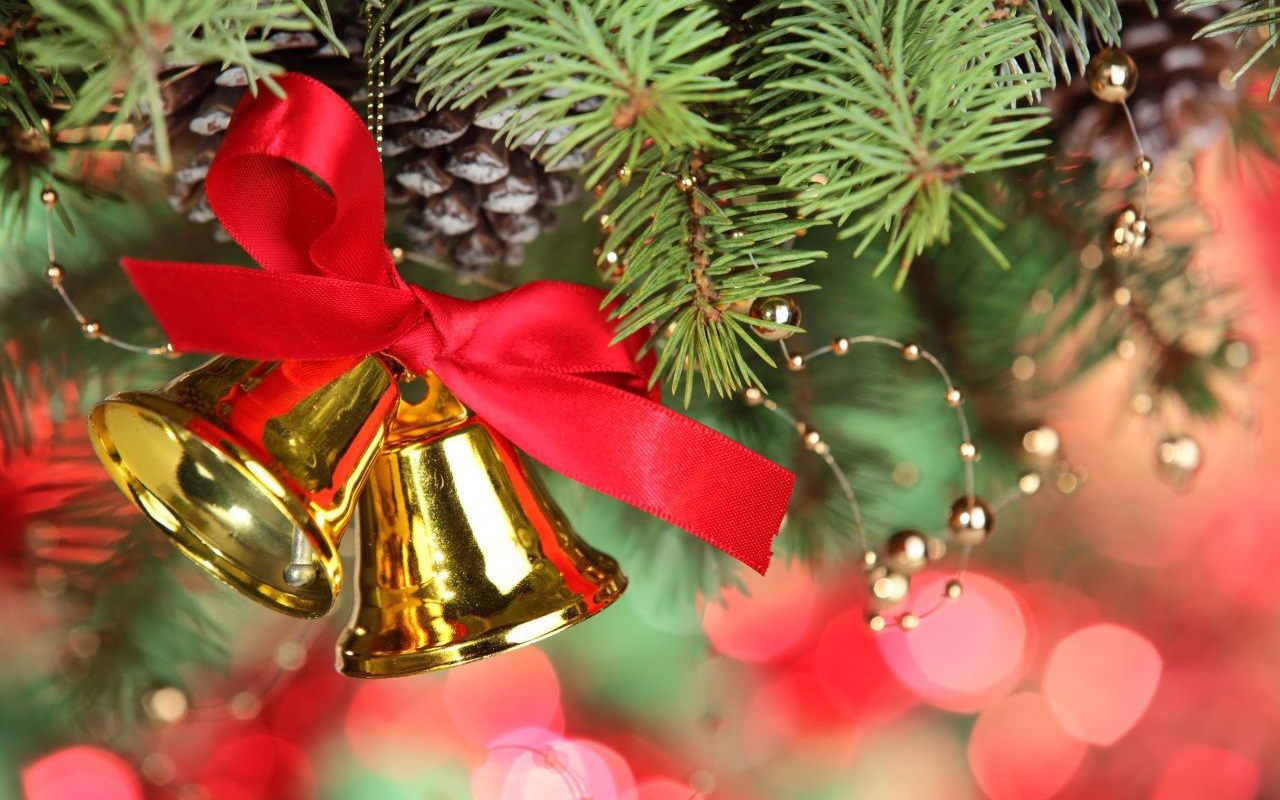 Колокольчики с красным бантом