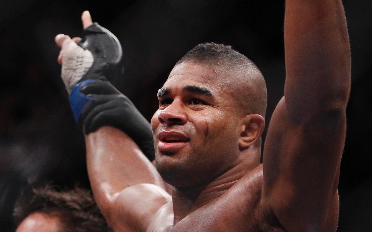 UFC гордость Алистер Оверим