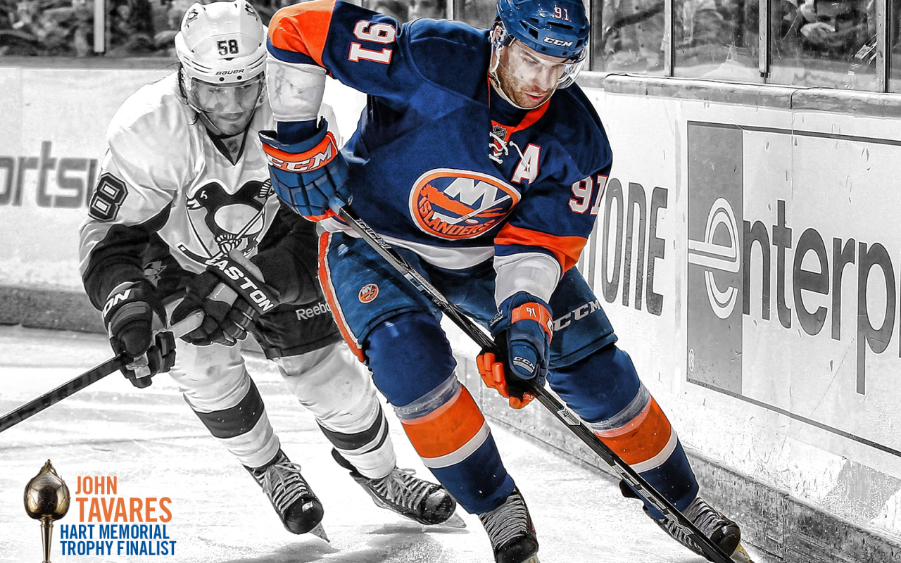 Хоккеист Джон Таварес