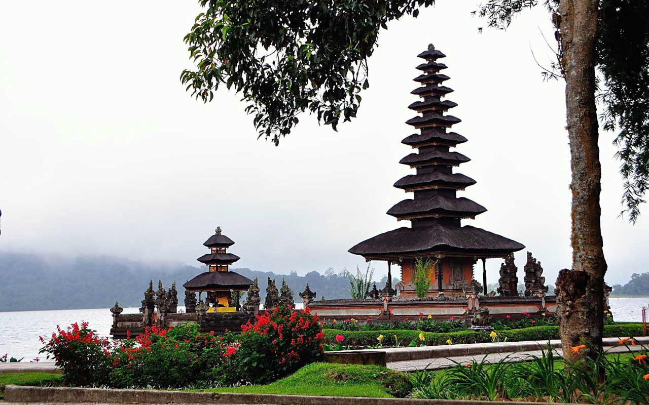 Буддийский храм на Бали