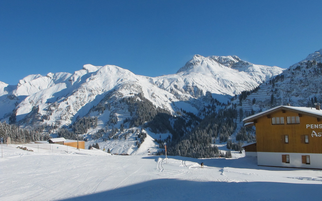 Альпы на горнолыжном курорте Лех, Австрия