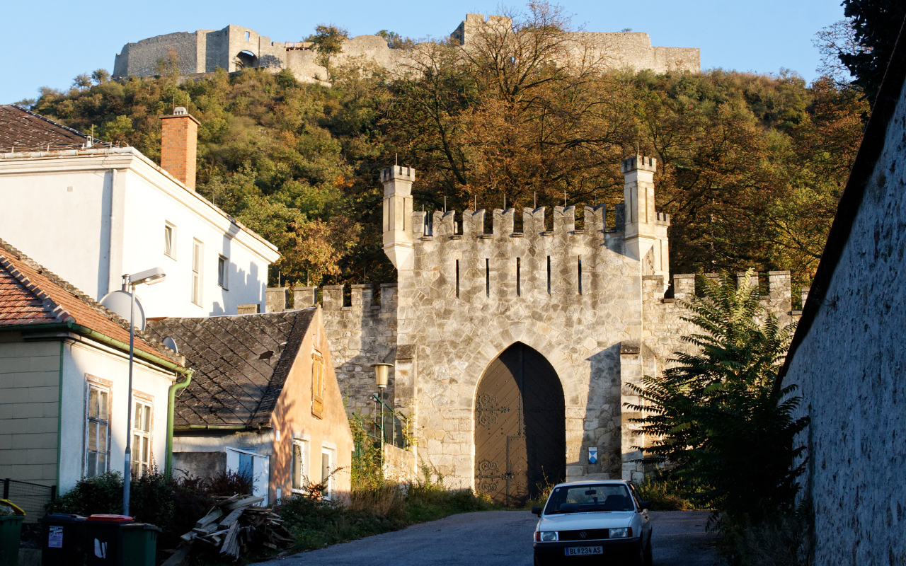 Ворота крепости в городе Гайнберг, Австрия