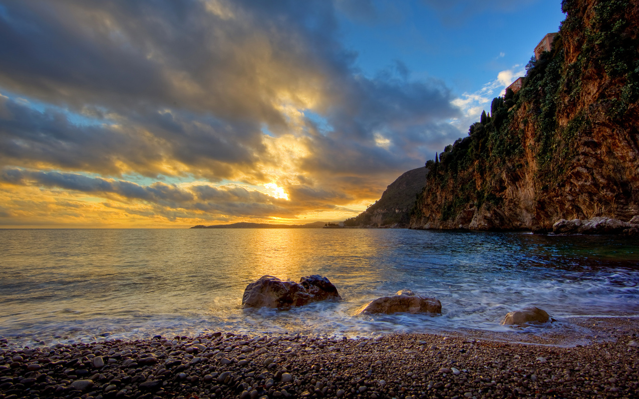 Побережье на Лазурном берегу, Франция