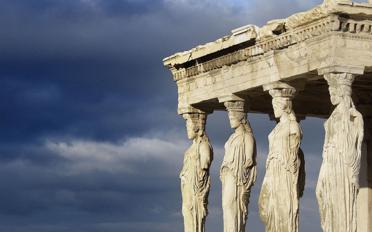 Декоративные колонны в Афинах