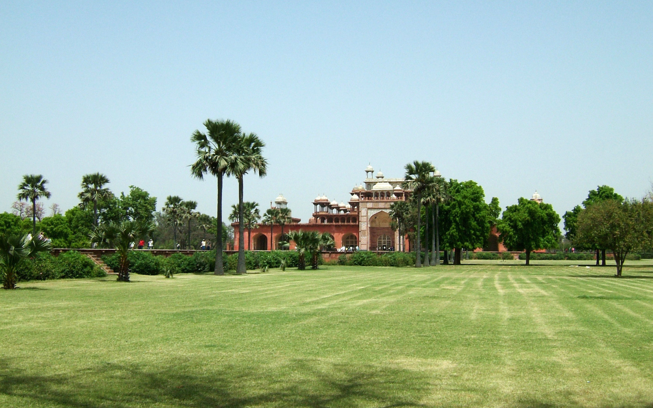 Красивая природа в Агре