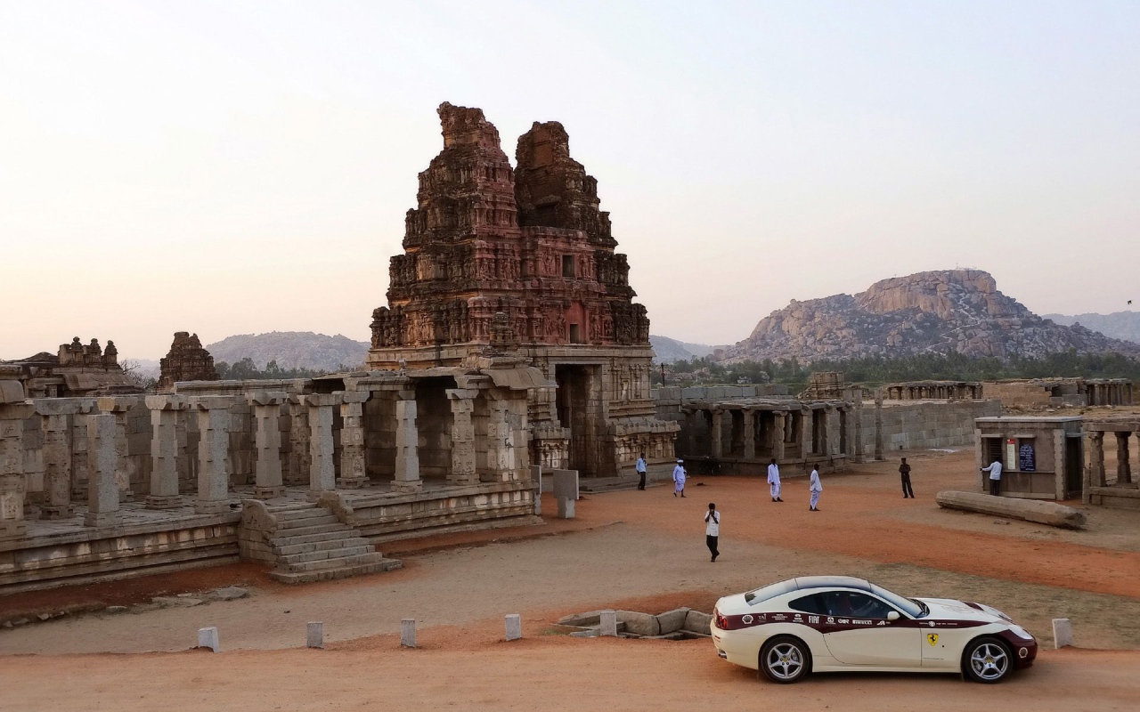 Феррари рядом с Мумбаи