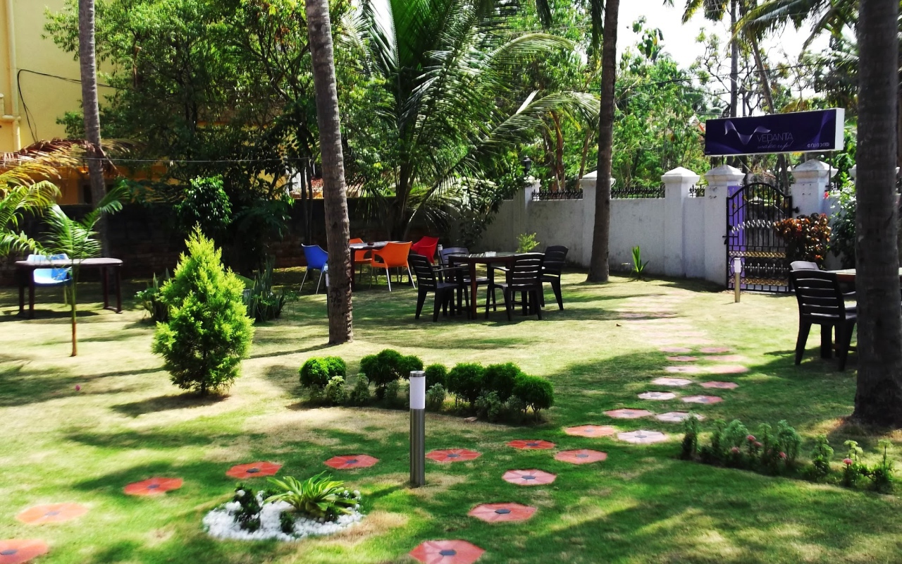 Сад в Варкале