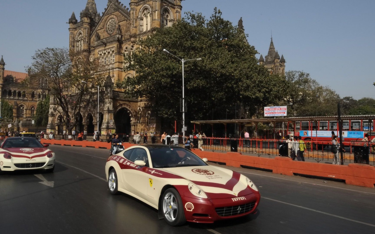 На улице города в Мумбае