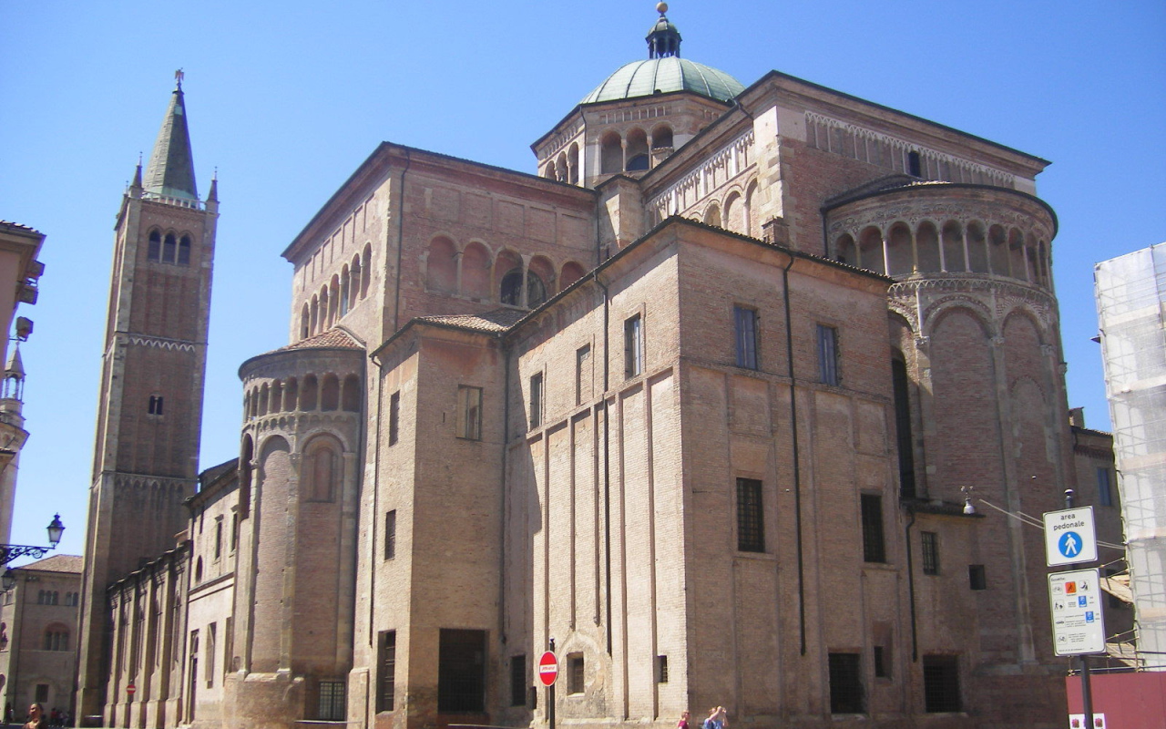 Собор в Парме, Италия