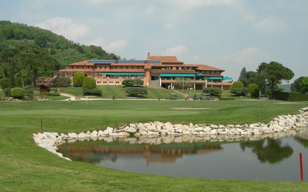 Гольф клуб в Падуе, Италия