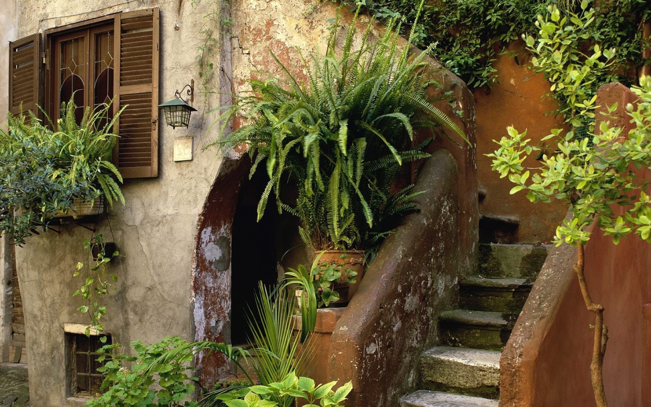 Старинный дом в Риме, Италия