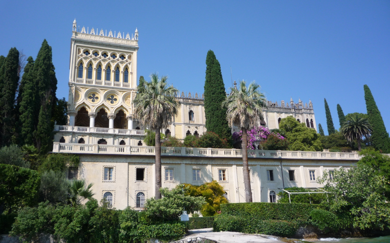 Дворец на курорте в Монтекатини Терме, Италия