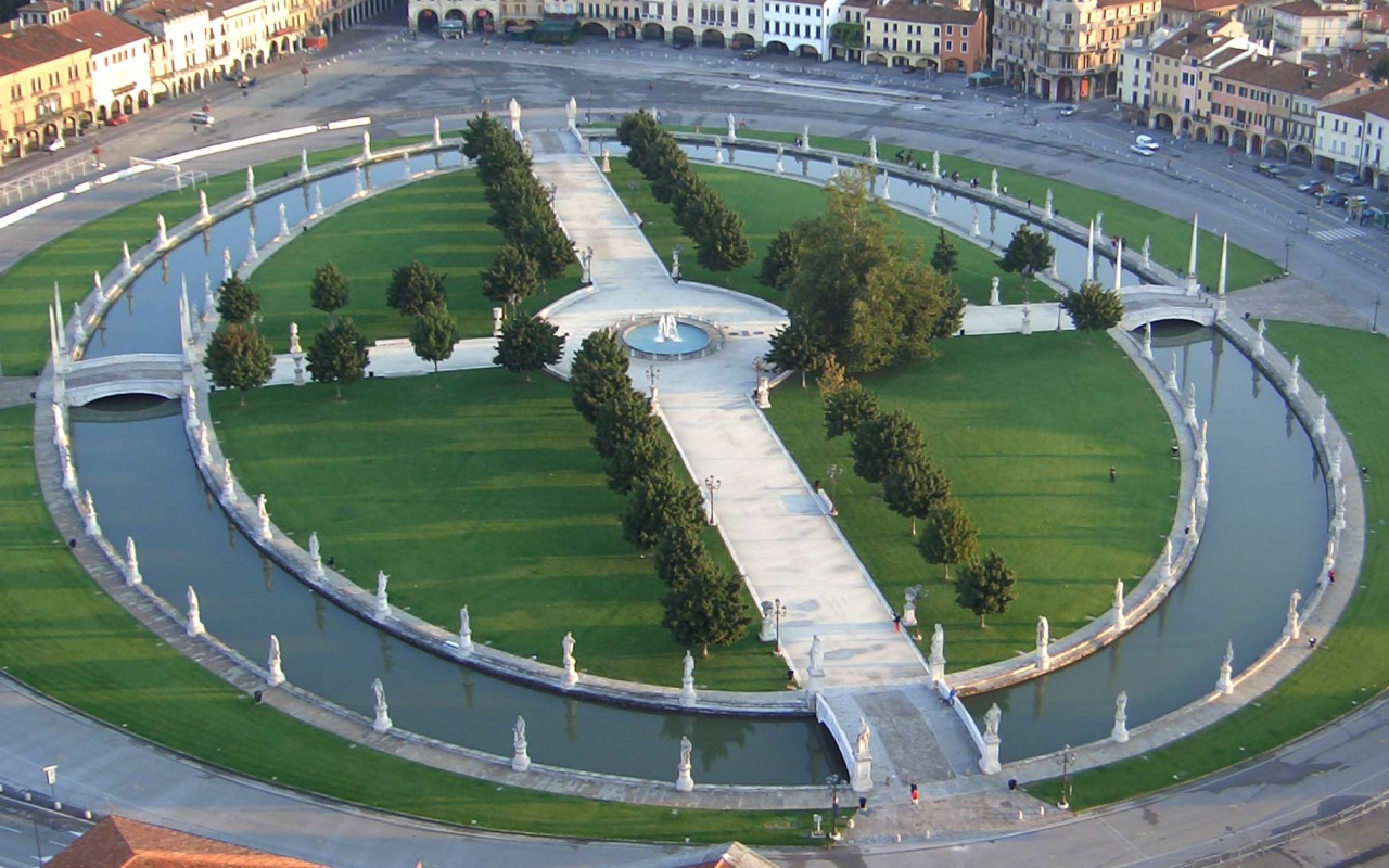 Прато Де ла Валле в Падуе, Италия