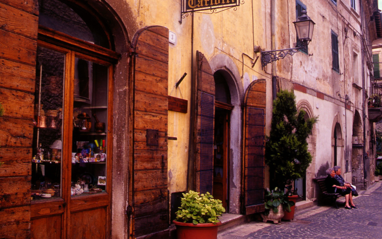 Shop at the resort of Fiuggi, Italy
