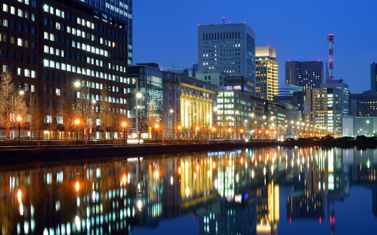 Набережная в Токио