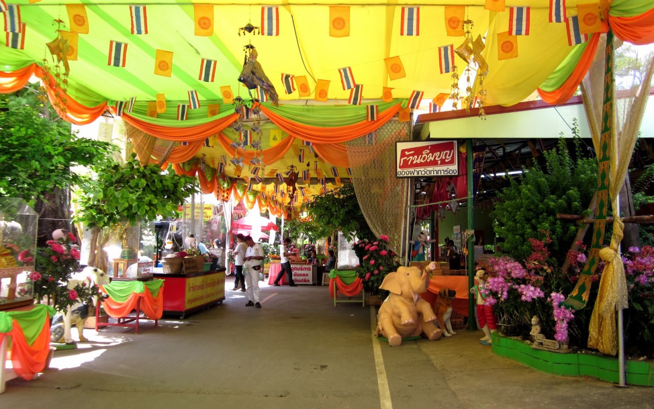 Городской рынок на курорте Аютайя, Таиланд