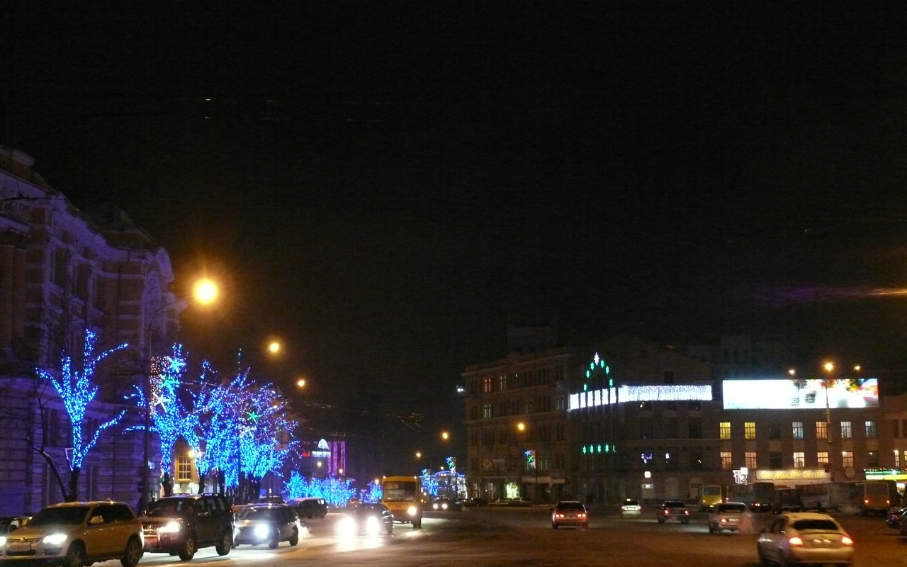 Площадь Конституции в Харькове