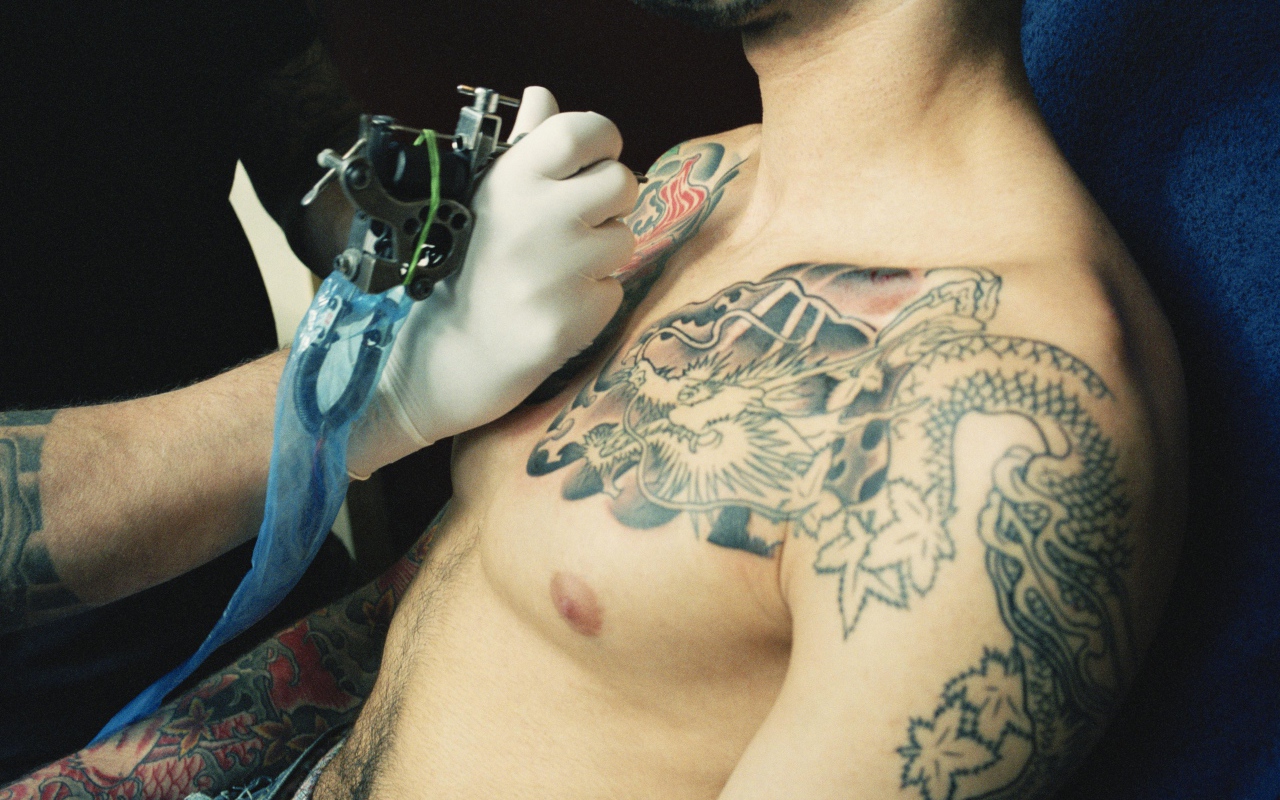 Создание мужской татуировки