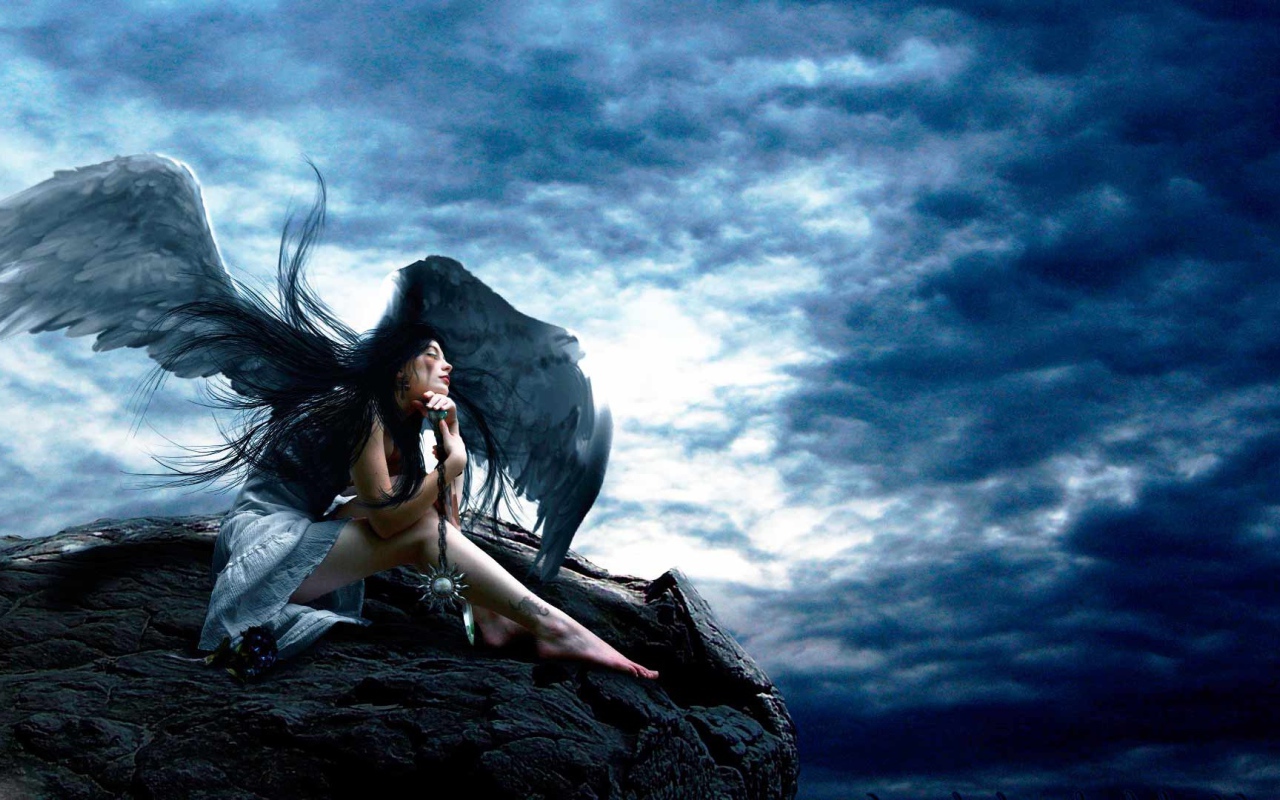 Падший ангел с татуировкой