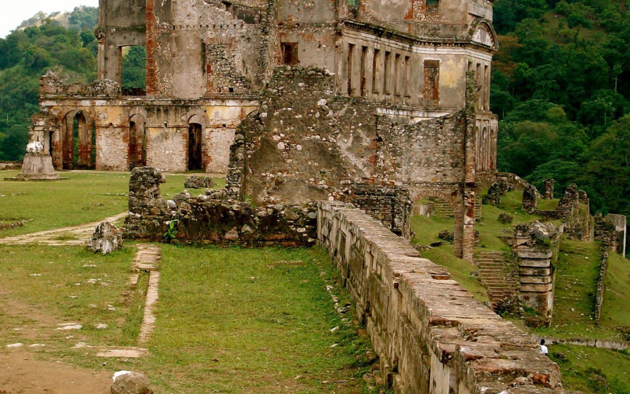 Знаменитые руины в Гаити